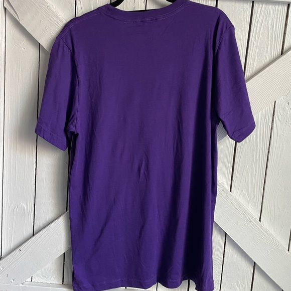 NWOT Men’s Gold Chain Medallion Stick Figure Shirt Small- X-Large V.I.Tees - Picture 3 of 7